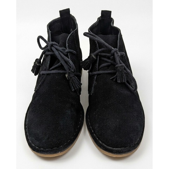 Tommy Bahama Evert Black Suede Booties, Tassel Laces, Rubber Soles, Size 7.5 - Picture 3 of 6
